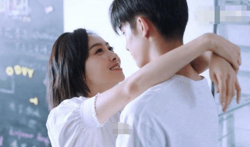多次跟陈道明合作，拍戏被人一脚踹断两根肋骨，华子如今怎么样了？游戏画面